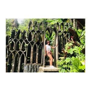 Meet your Posher, Adriana